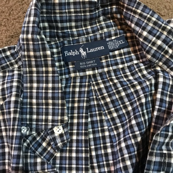 Mens size xl button down by Ralph Lauren - Picture 3 of 3